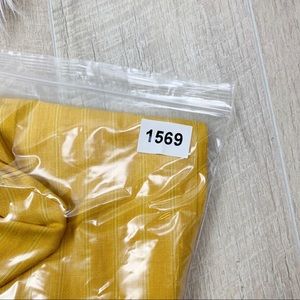 MICHAEL Michael Kors Pants - M Michael Kors Yellow Career Pinstripe Pants 1569 MICHAEL Michael Kors Pants - M Michael Kors Yellow Career Pinstripe Pants 1569